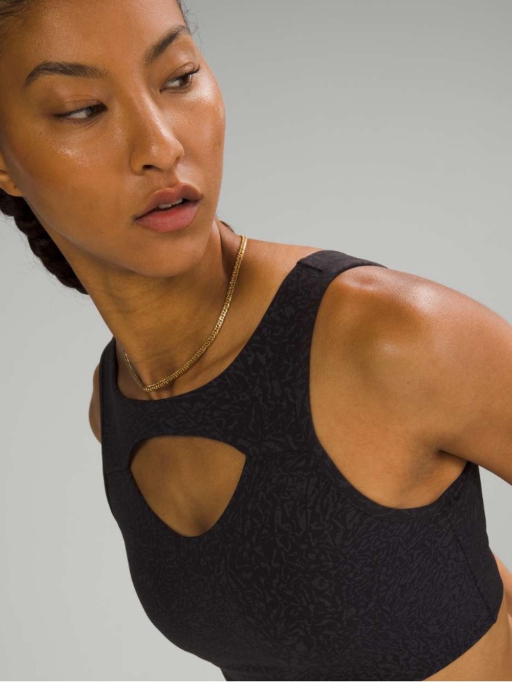 NWOT Lululemon Everlux Cut-Out Train Bra B/C Cups Crunch Black Size: 4